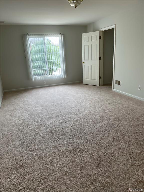 Building Photo - 8210 W Annsbury Cir