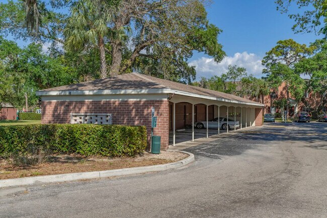 Building Photo - 1102 Carlton Arms Blvd