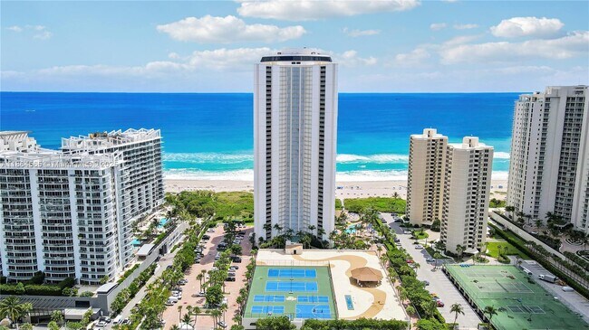 Primary Photo - 3000 N Ocean Dr