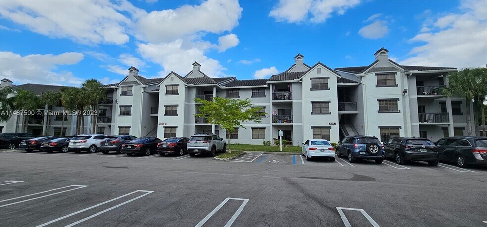 Primary Photo - 11211 W Atlantic Blvd