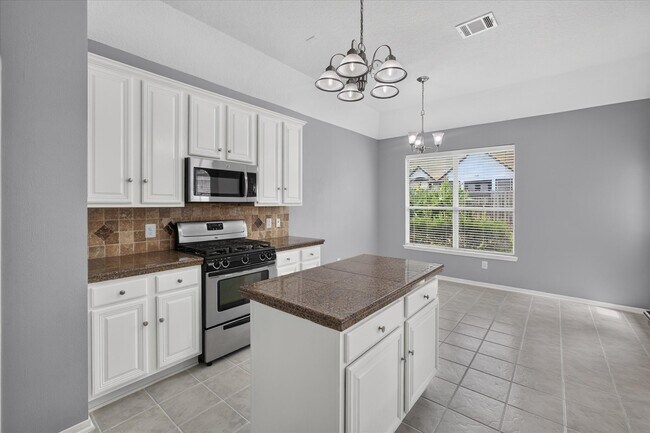 Building Photo - 26 Millport Dr