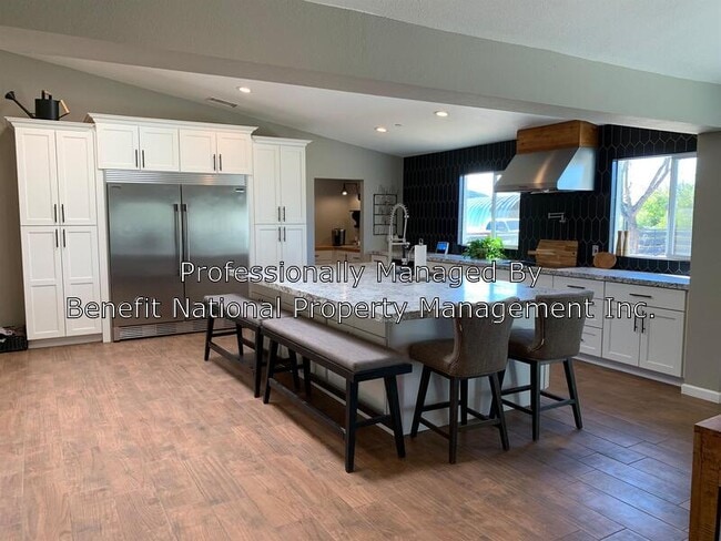 Building Photo - 32330 Shrimp Ln