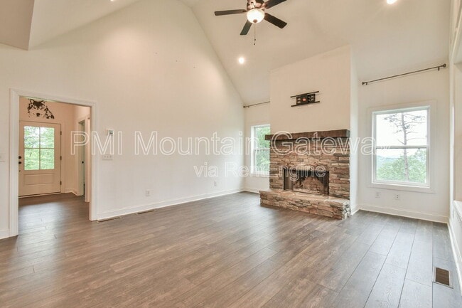 Building Photo - 13765 GA-136