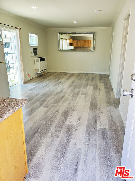 Building Photo - 142 Serrano Ave