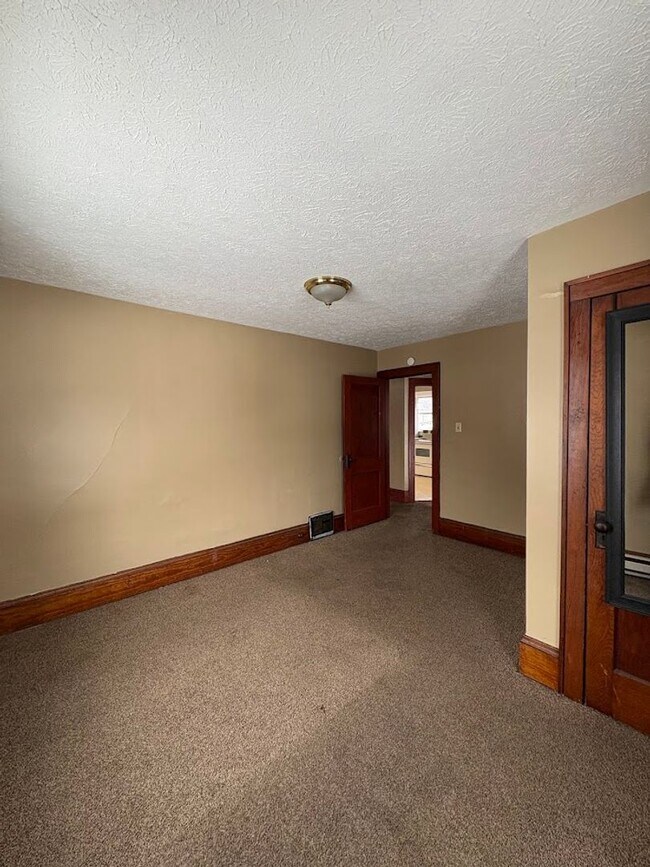 Building Photo - California Triplex