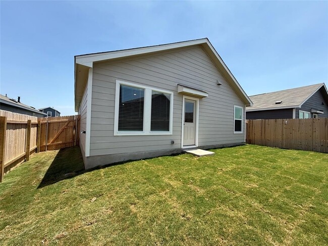 Building Photo - 165 Kyanite Dr