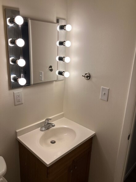 Building Photo - 31 North St