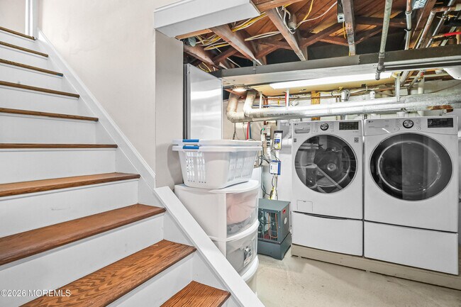 Building Photo - 57 Villa Pl