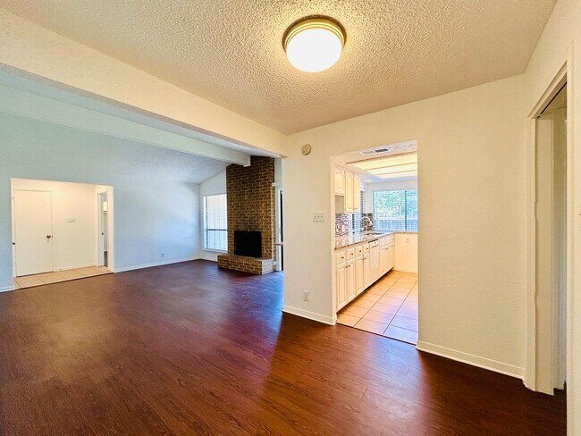 Building Photo - 8325 Fathom Cir