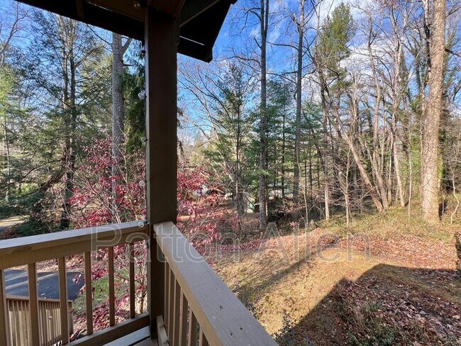 Building Photo - 12 Beaverdam Knoll Rd