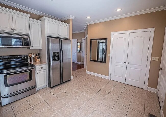 Building Photo - 581 Cedar Creek Rd