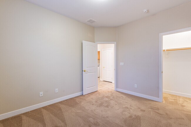 Building Photo - 9017 Picket Fence Ave