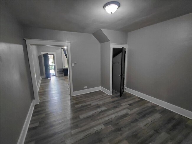 Building Photo - 7439 Monticello St