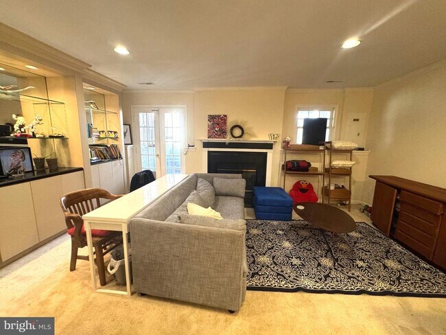 Building Photo - 8732 Stone Hill Pl