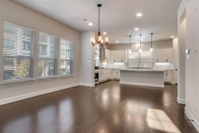 Building Photo - 8202 Laflin Ln