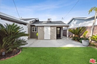 Building Photo - 9728 Kessler Ave