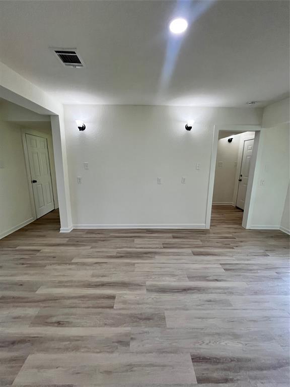 Building Photo - 2103 Bayou Dr