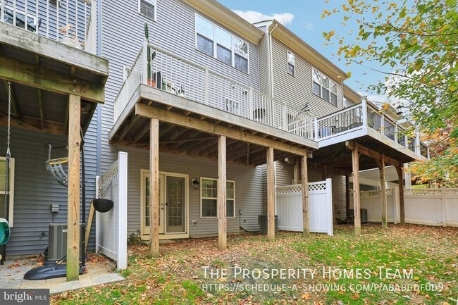 Building Photo - 9384 Rock Ripple Ln