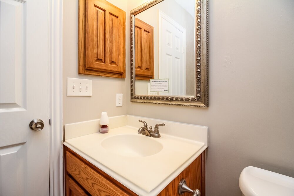 Building Photo - 7917 Val Verde Dr