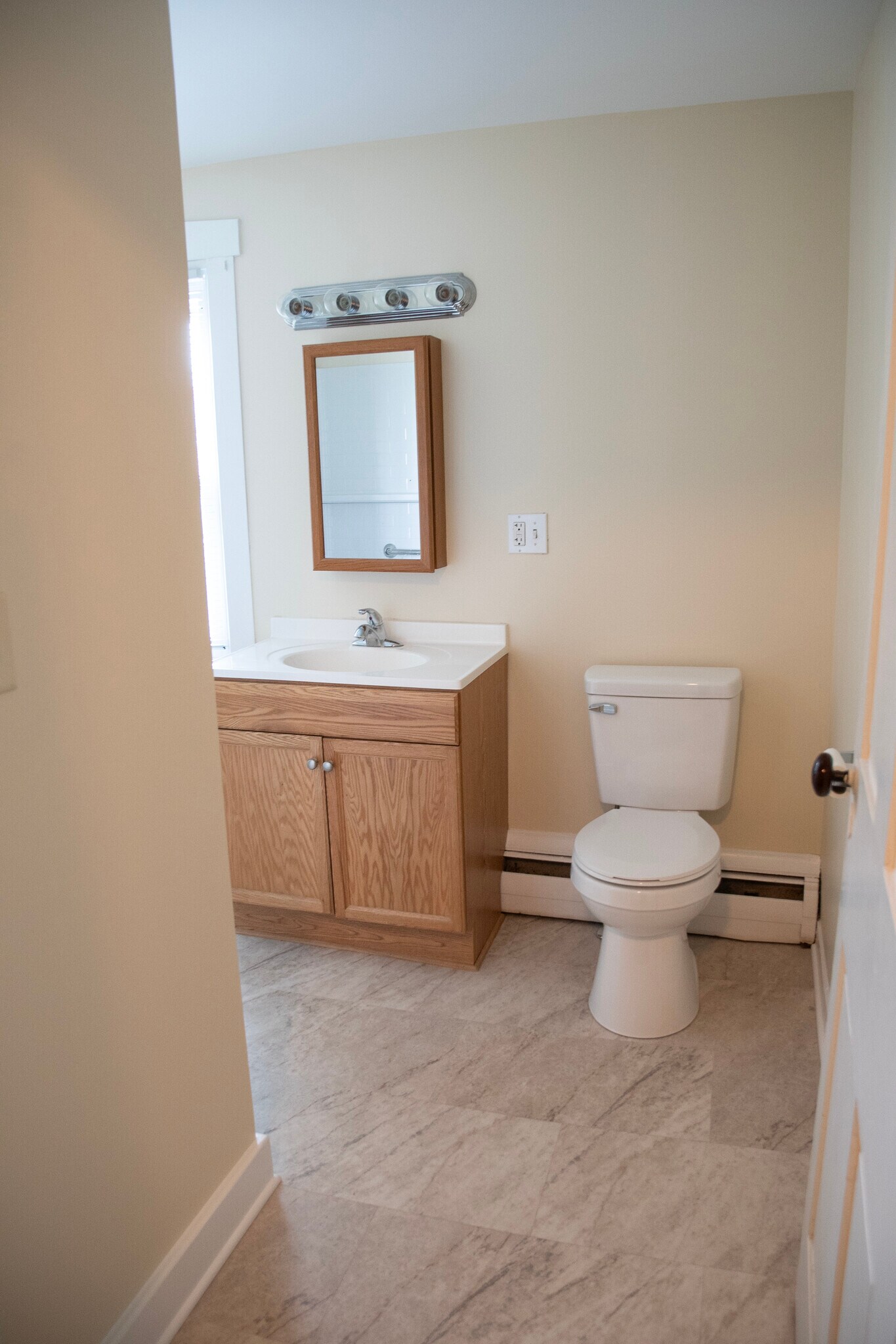 Building Photo - 1366 Lititz Rd