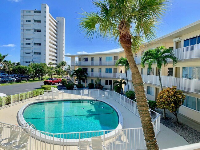 Building Photo - 3600 N Ocean Dr