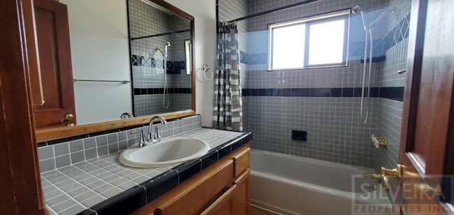 Building Photo - Cozy 2 bedroom 2 Bath home in Guadalupe
