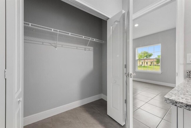 Building Photo - 1626 Cumin Dr