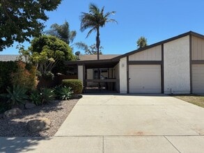 Building Photo - Charming, Single-Story & Move-In Ready