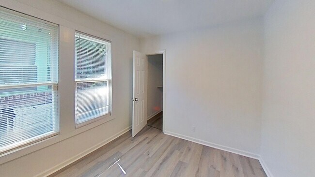 Building Photo - 507 Marianna St