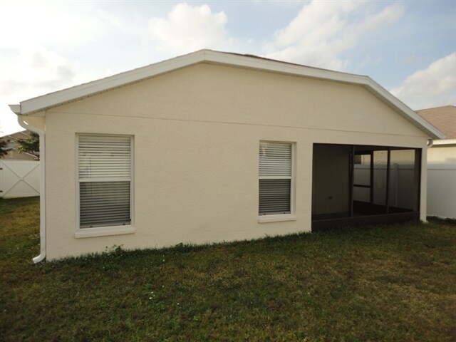 Building Photo - 11424 Crestlake Village Dr