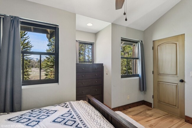 Building Photo - Charming 4 bedroom Home in Whitefish on 3 Acres