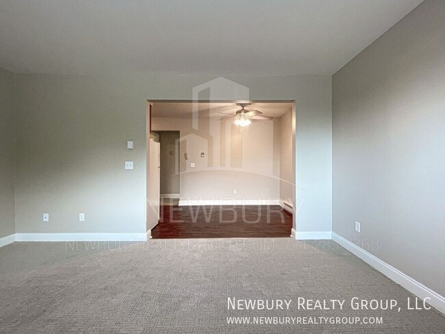 Building Photo - 1 Sunbury Estates