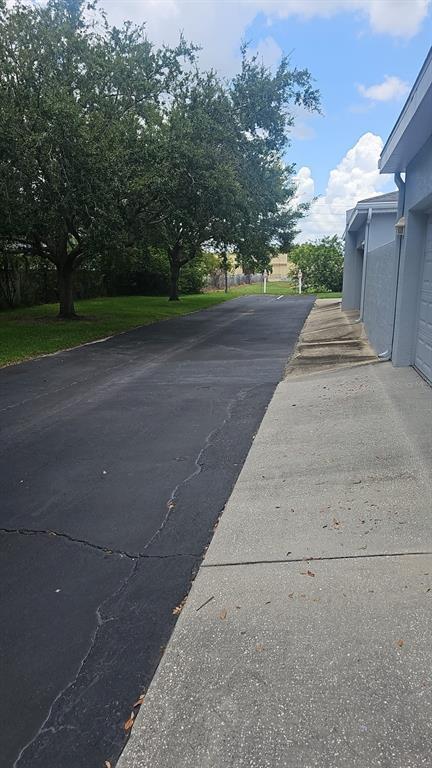Building Photo - 1811 Island Walk Dr