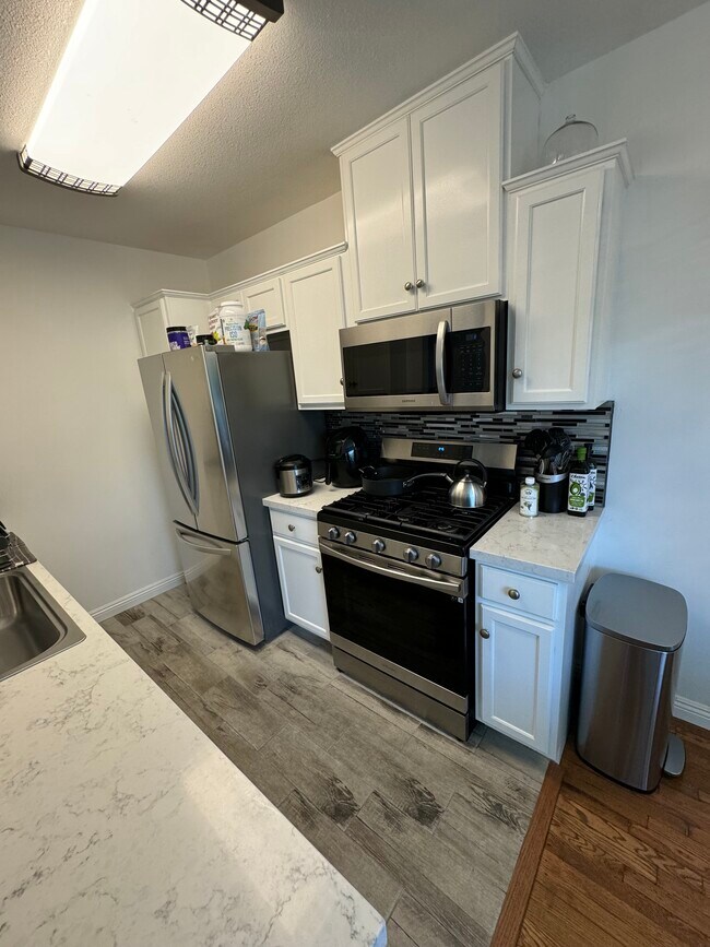 Building Photo - 1101 E Ocean Blvd