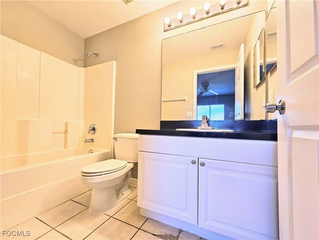 Building Photo - 721 Hightower Ave S