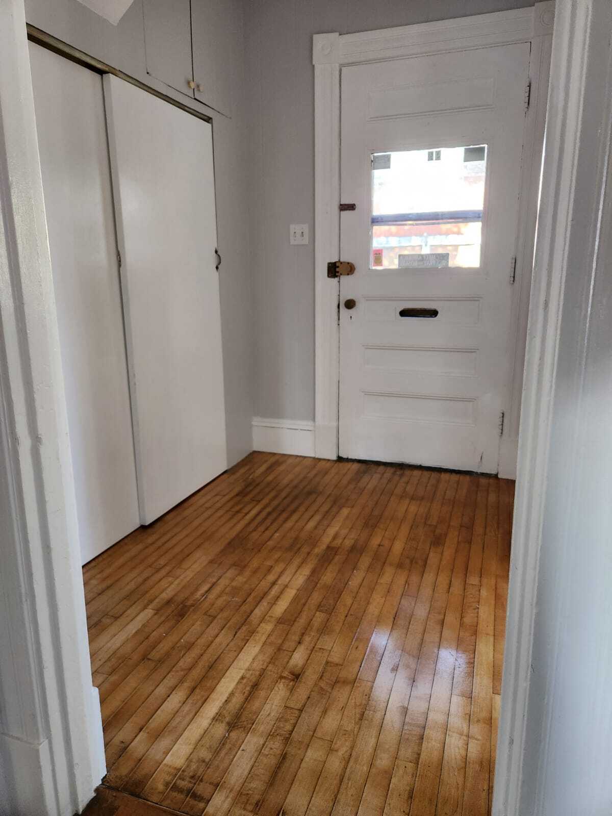 Building Photo - 96 Ashland St