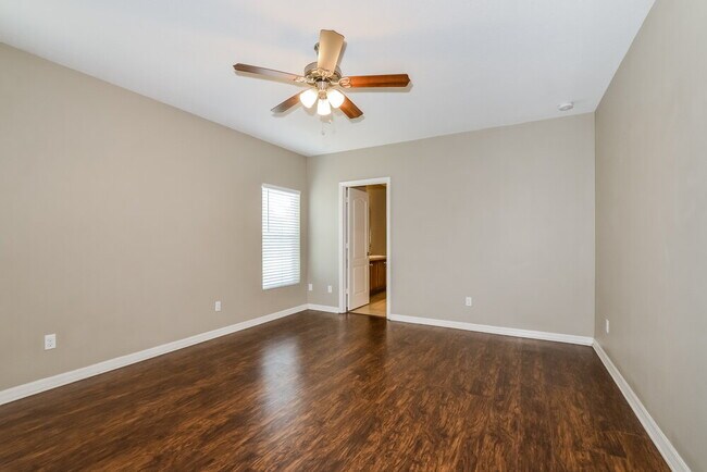 Building Photo - 4921 Windbourne Way