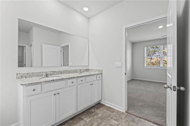 Building Photo - 65 Grv Spgs Ct