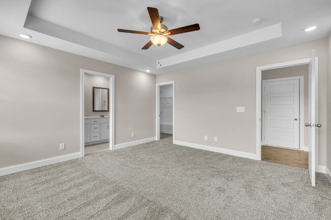 Building Photo - Charming 3 Bedroom Home with 2 Full Baths in Clarksville, TN - Don't Miss Out!