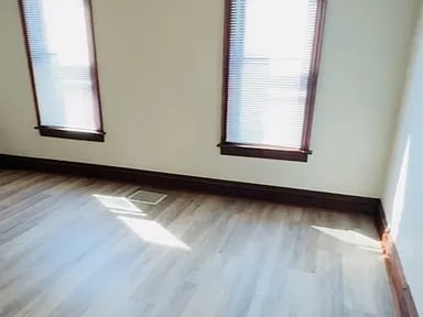 Building Photo - 700 Linden Ave