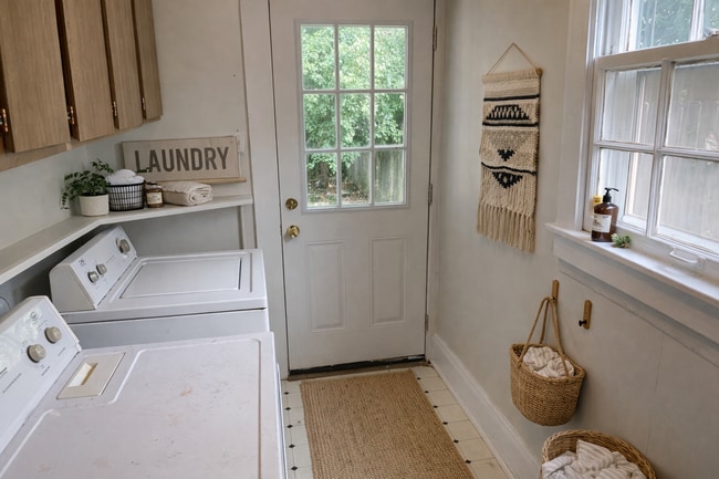 Building Photo - 339 Park Ave