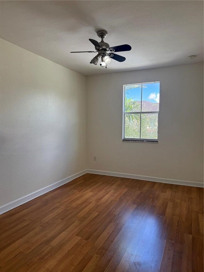 Building Photo - 15030 SW 9th Terrace