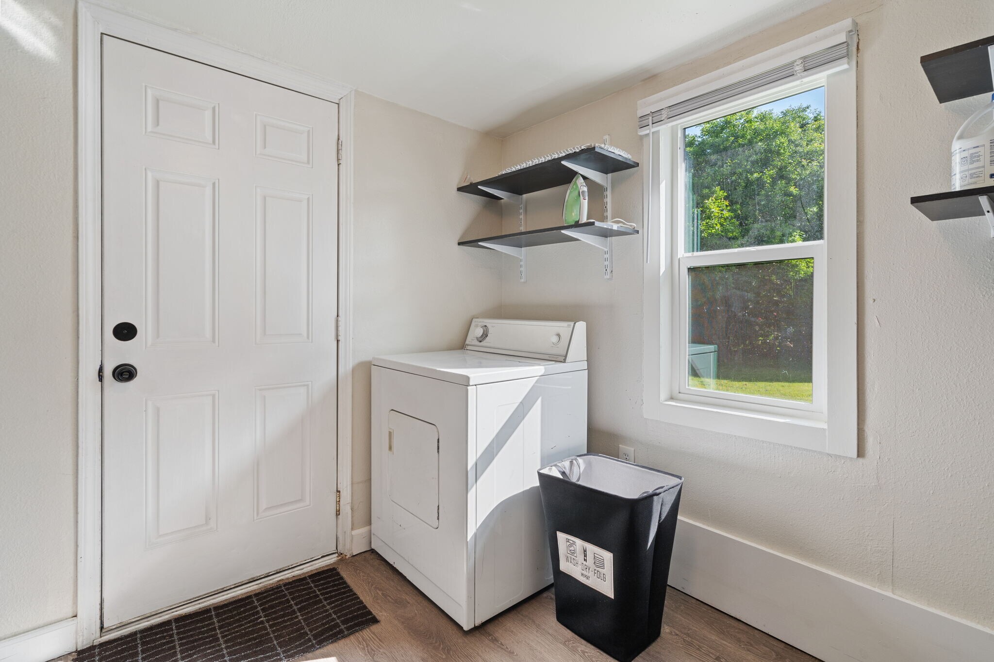 Building Photo - 140 4th St