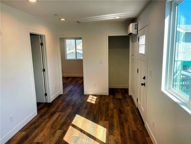 Building Photo - 1809 S Gramercy Pl