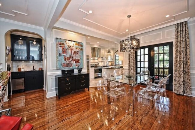 Building Photo - 600 Hermitage Ct