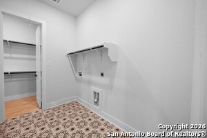 Building Photo - 20675 Huebner Rd