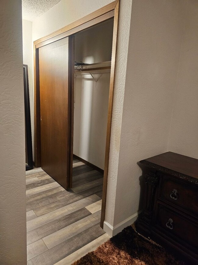 Building Photo - 1207 2nd St SW