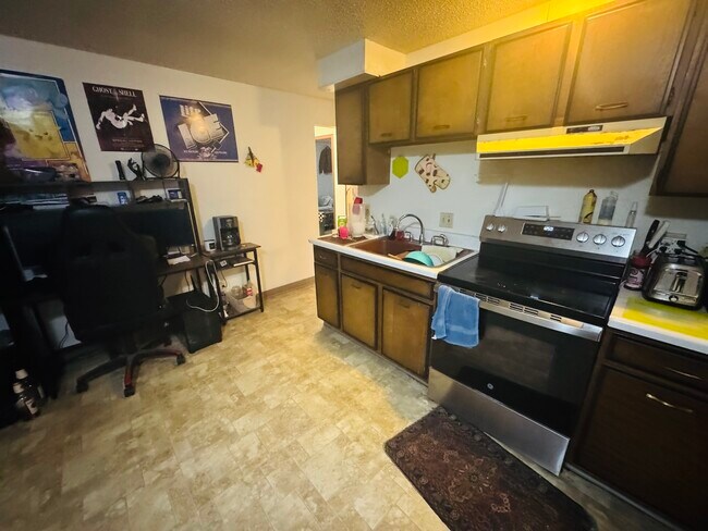 Building Photo - 429