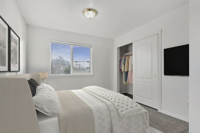 Building Photo - Sugar Street Townhomes