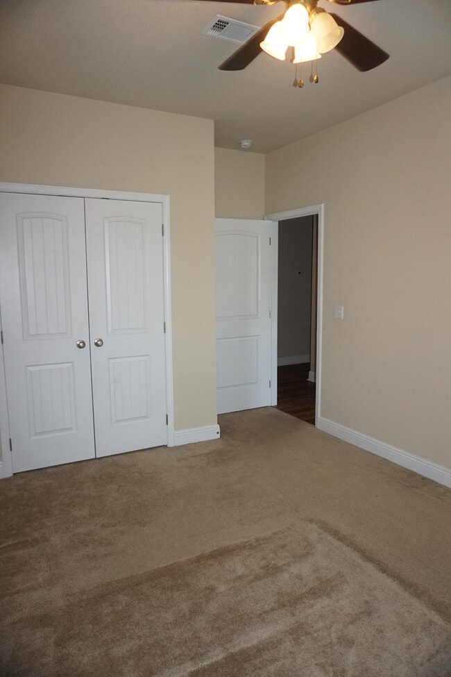 Building Photo - 307 Windmill Way